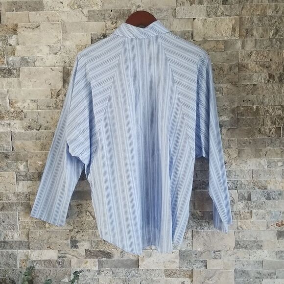 NWT Revolve X Petersyn Bromley Button Down Top in Blue - Picture 5 of 5
